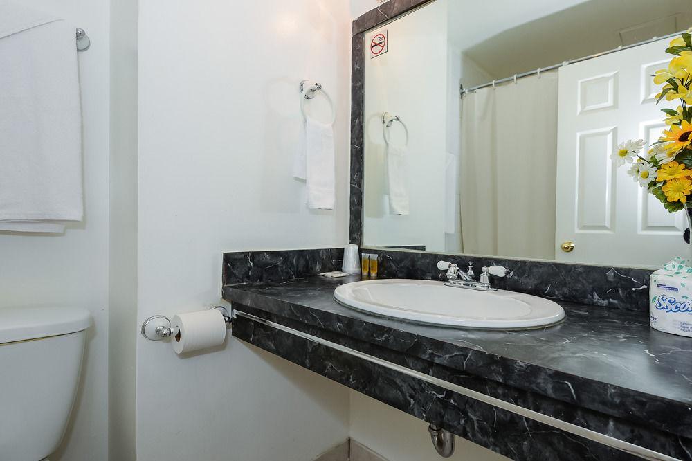 Ottawa Inn Hotel Dış mekan fotoğraf